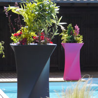 Design Pots and Planters