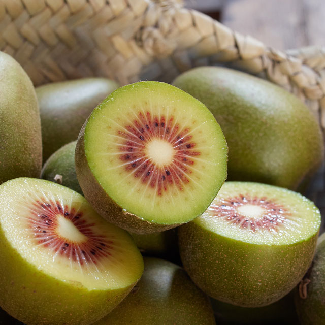 Kiwi jaune à cœur rouge