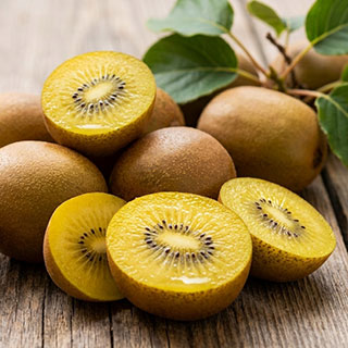 Kiwi 'Minkigold' Kiwi 'Minkigold'